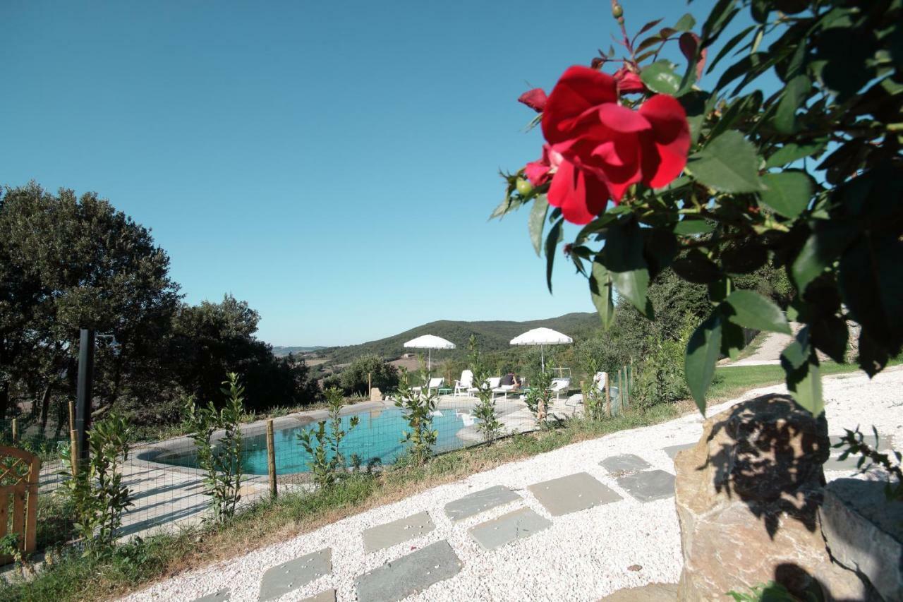 Podere Ripi Volterra Exterior photo